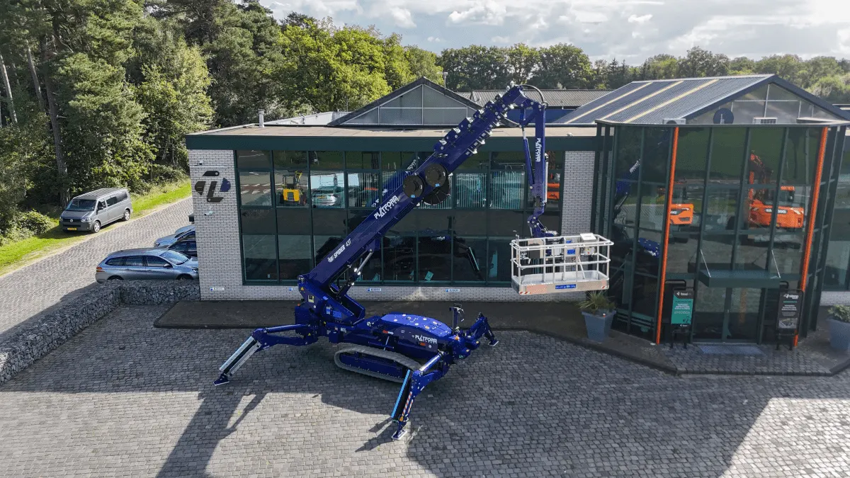 Primeur: eerste 43 meter spinhoogwerker geleverd in Nederland