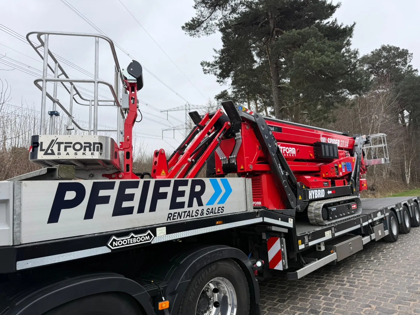 2x Spider 27.14 afgeleverd aan Pfeifer