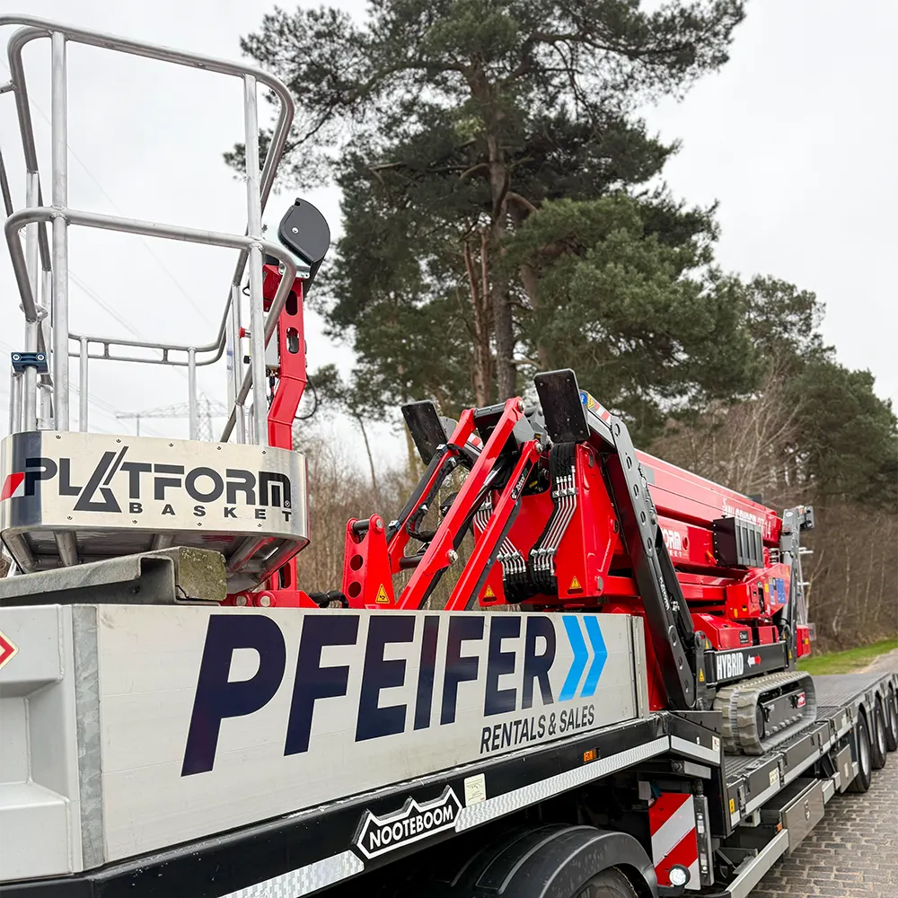 2x Spider 27.14 afgeleverd aan Pfeifer