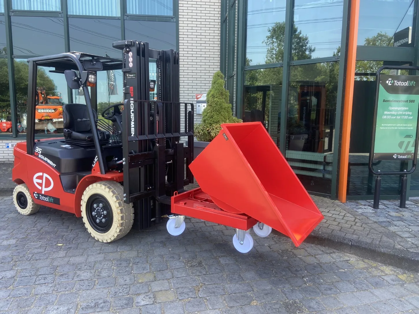 Rode kiepcontainer op wielen - Afbeelding 3